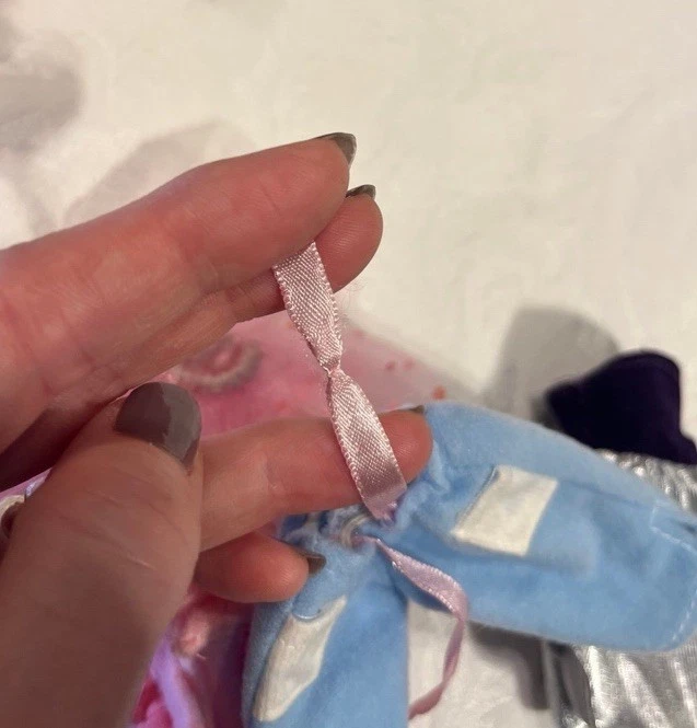 VETEMENTS Lotto vestiti bambola Lillian Vernon per bambole 7”