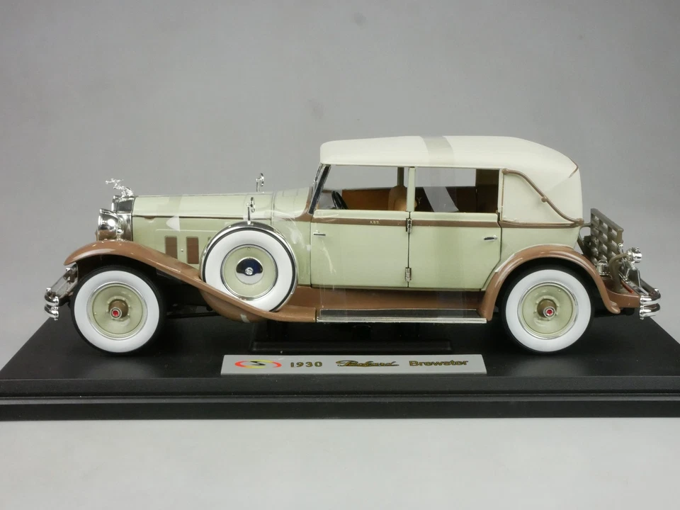 Signature Models 1/18 1930 Packard Brewster diecast 18103 in Box 132739 - Bild 2 von 4