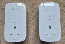 TP-LINK TLPA8033PKIT 3-Port Gigabit Powerline Adapter Starter Kit