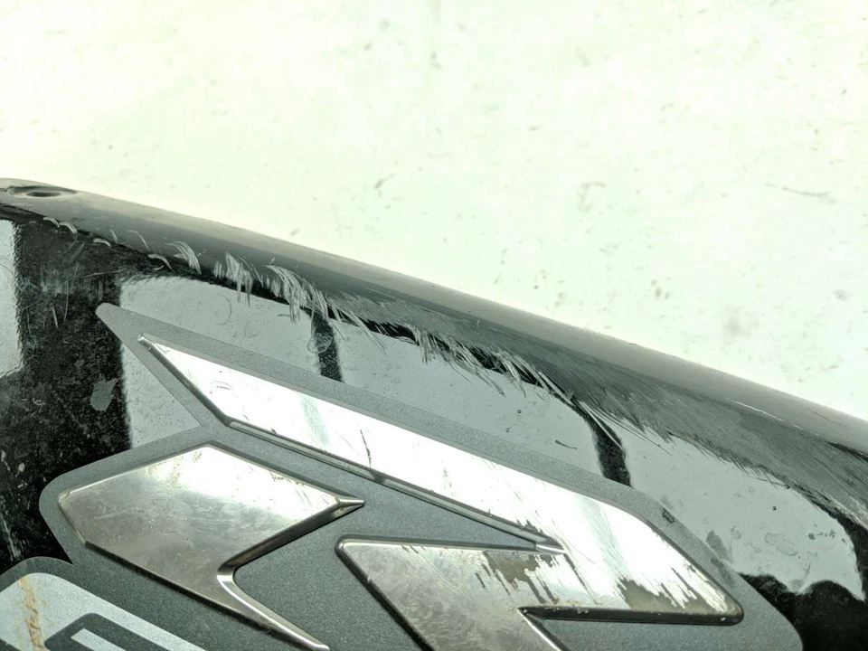 14 Suzuki GSXR 1000 Left Side Mid Fairing Cover Panel Plastic 94485-47H00 - Image 4 of 4