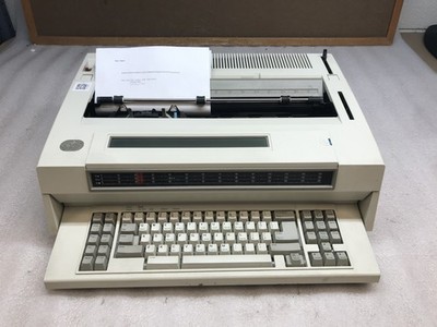 IBM VIntage Wheelwriter 30  Series II Electronic Typewriter *READ DESCRIPTION