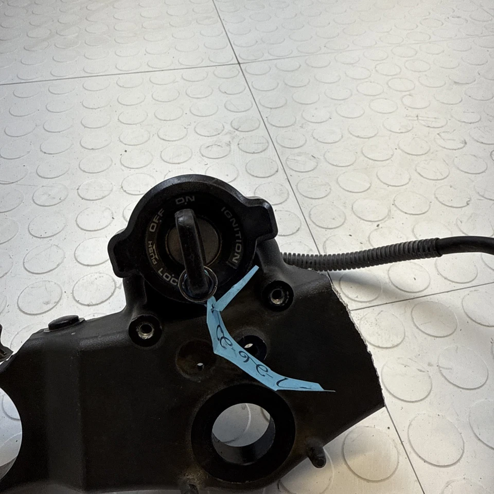 Honda CBR 1000RR 2004 2005 cerradura de encendido con llave - 35100-mel-671 fabricante original bueno Foto 3 de 4
