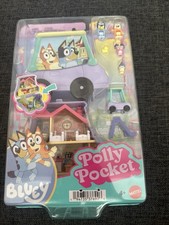 Polly Pocket Micro Bluey Compact Playset Including 7 Accessories Bluey Bingo