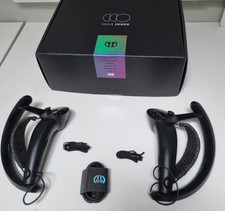 Boxed PAIR Valve Index controller knuckles + charging cable + wrist straps