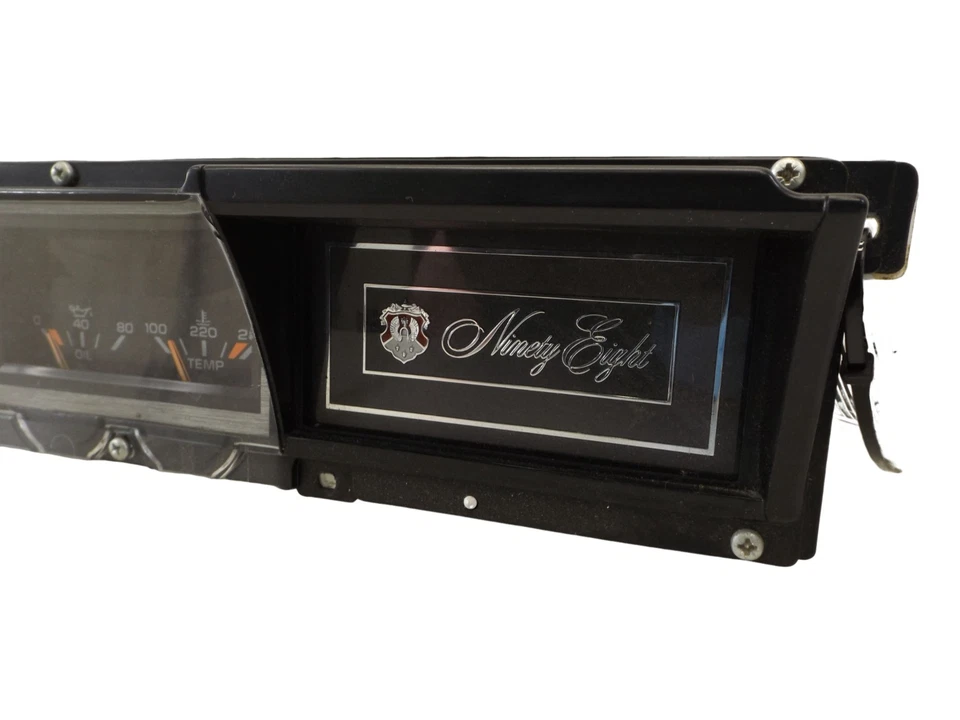 1986-1988 Oldsmobile 98 Instrument Cluster Used 25086350 OEM - Image 3 of 4