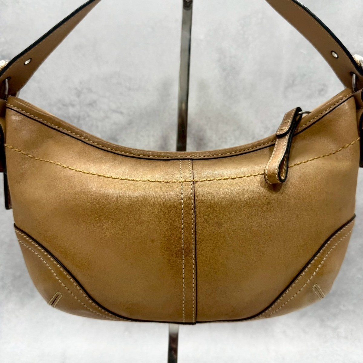 バッグ old coach y2k one shoulder bag 6203 old coach y2k one shoulder bag 6203 - メルカリ