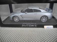 Autoart 1/18 Nissan GT-R R35 Metal Silver Street Series Diecast Model
