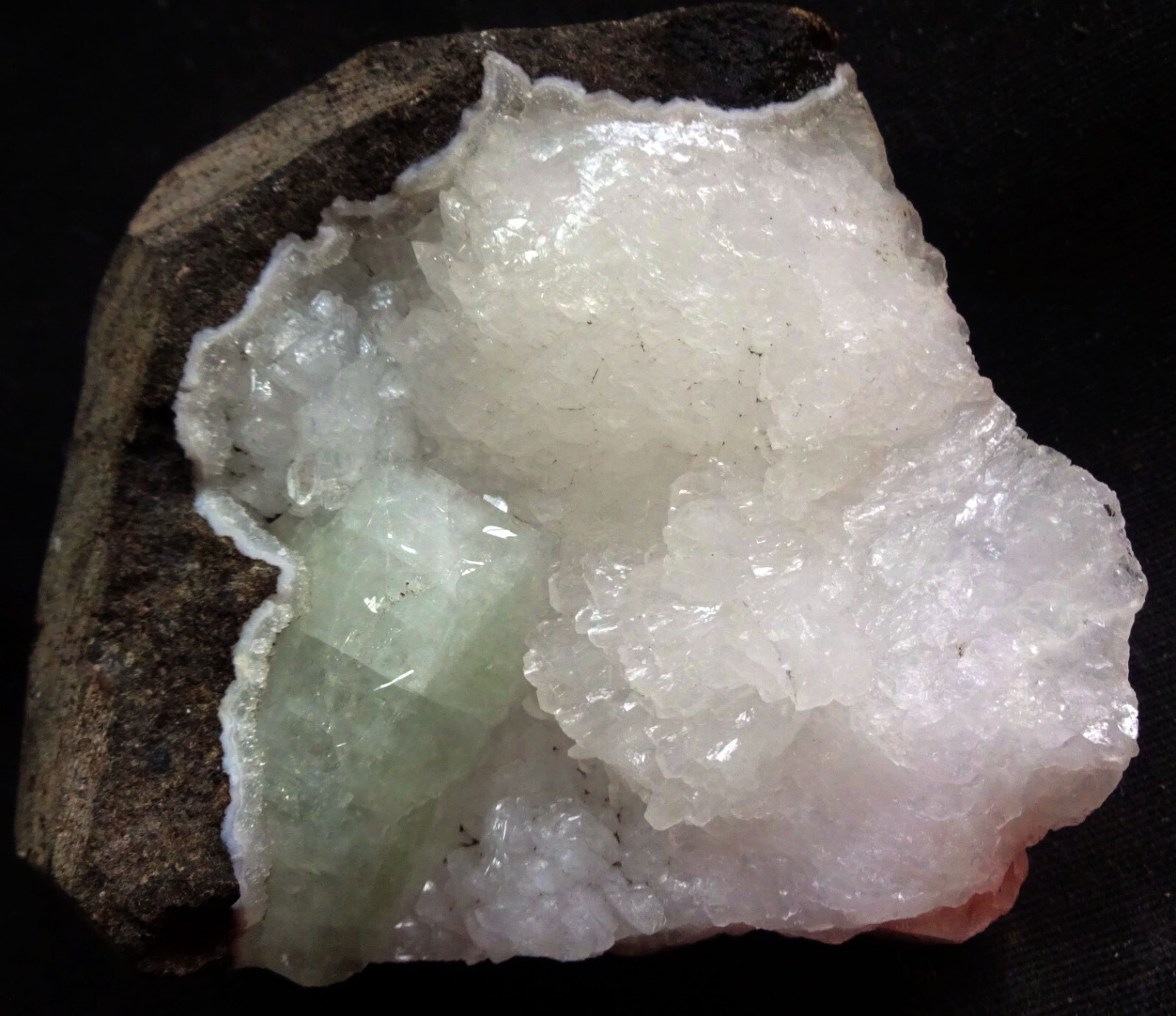 Stunning Gusokrate Crystals with Light Green Apophyllite Cube on Matrix Minerals