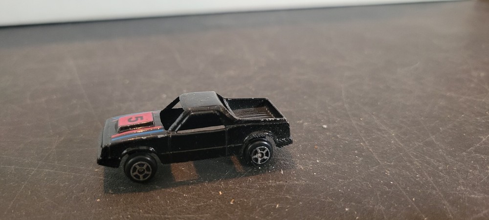 T2 Small Toy Car Collectible Hot Wheel, Matchbox, metal etc RACECAR # 5