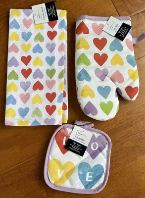 NWT Mainstays Set Of 3 LOVE Hearts Oven Mitt ,Pot Holder & Kitchen Towel Purple