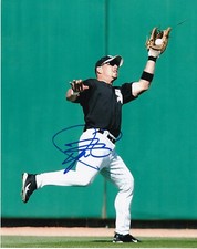 AARON ROWAND  CHICAGO WHITE SOX   ACTION SIGNED 8x10
