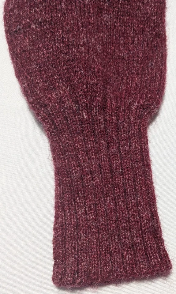 VTG L.L. BEAN WOOL MADE IN ENGLAND Women Medium Burgundy Pull Over Sweater - Image 3 of 4