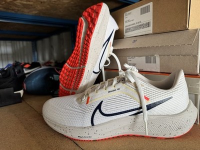 Nike Air Zoom  Pegasus 40 Men's Running Shoes White Red DV3853-100 Size 10.5