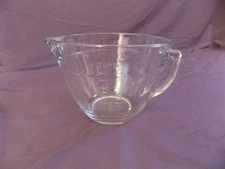 Pampered Chef 8 Cup 2 Qt Glass Measuring Mixing Batter Bowl Old Chicken Logo 