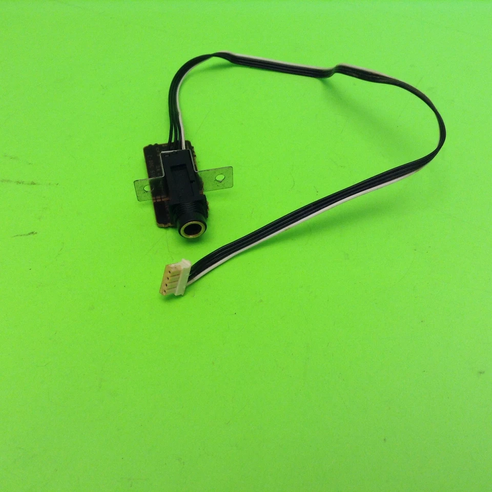 Sherwood RD-6500 Amp Headphone Jack Board Port Jack Board 7020-06019-300-2 - Image 2 of 3