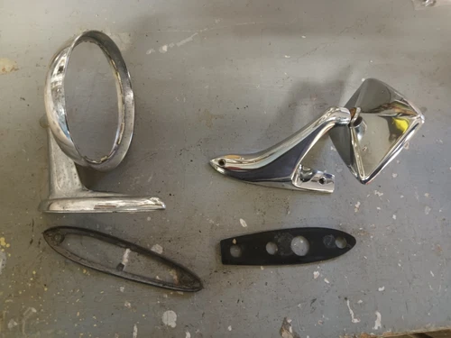 VINTAGE SIDE VIEW MIRRORS FOR STREET ROD, TAY ROD, CLASSIC CAR ??