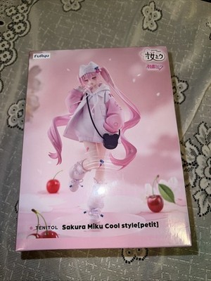 FuRyu TENITOL Hatsune Miku Sakura Miku Cool style (petit) Figure New In Box