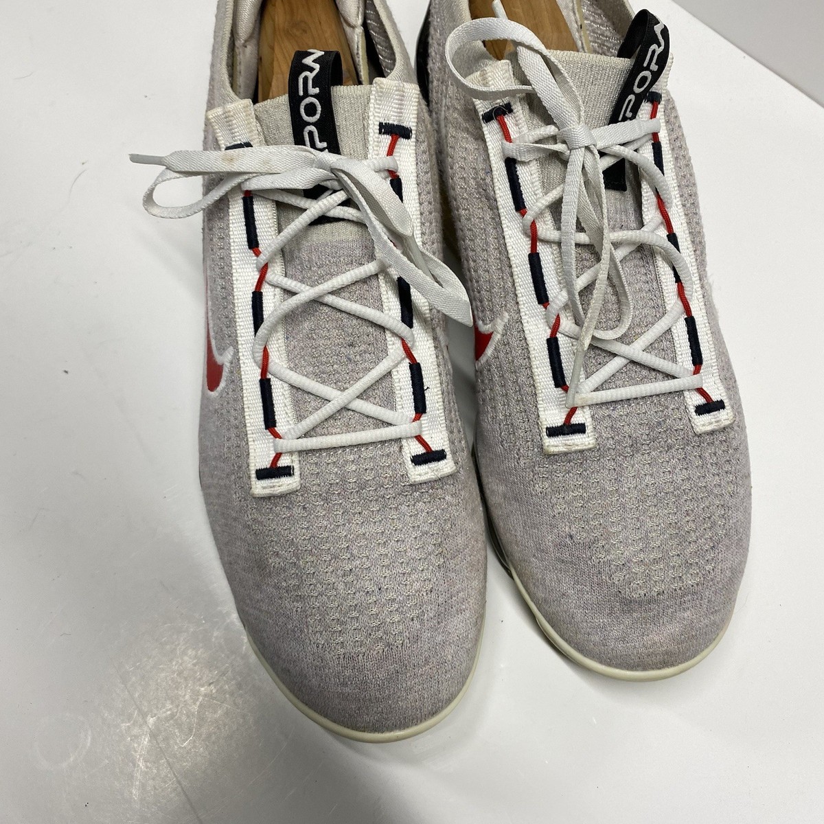Nike Air Vapormax 2021 Flyknit Light Bone Grey Red Black DH4085-003 Men’s 12 Nike Vapormax Flyknit 2021 Light Bone/Summit White/Black  main image 3