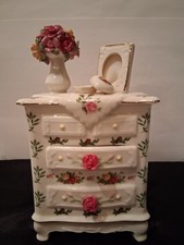 Royal Albert Old Country Roses Porcelain Musi...