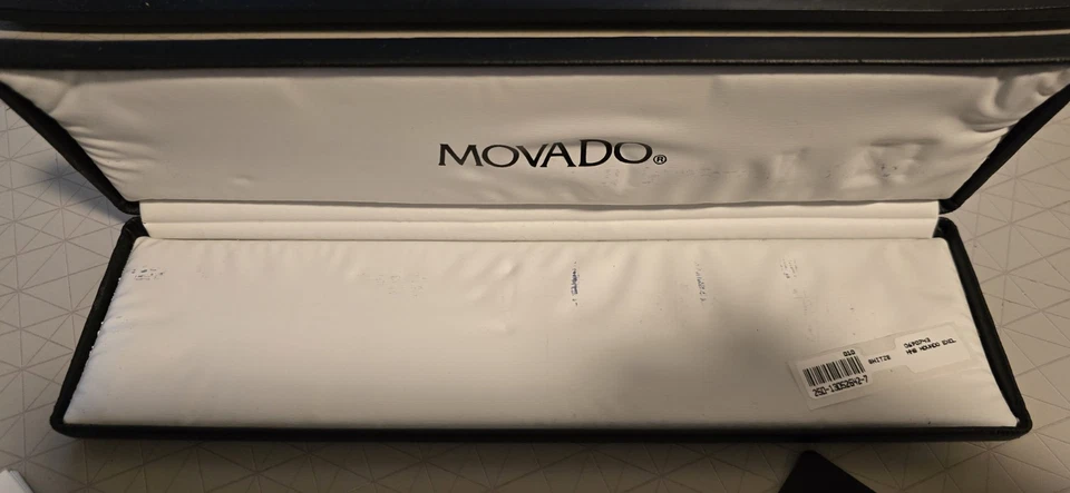 Auténtica caja de reloj vintage MOVADO de cuero sintético negro de 10" TARJETA DE GARANTÍA y manual Foto 2 de 4