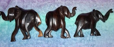 This set is Gorgeous Handcrafted From Wood Tree Elephants Unsure Of Wood But