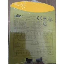 1pcs pilz PNOZ m0p 773110 