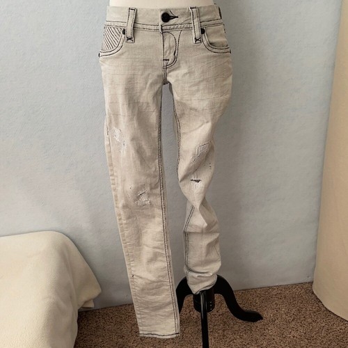 Rock Revival Maple Ripped/Distressed 