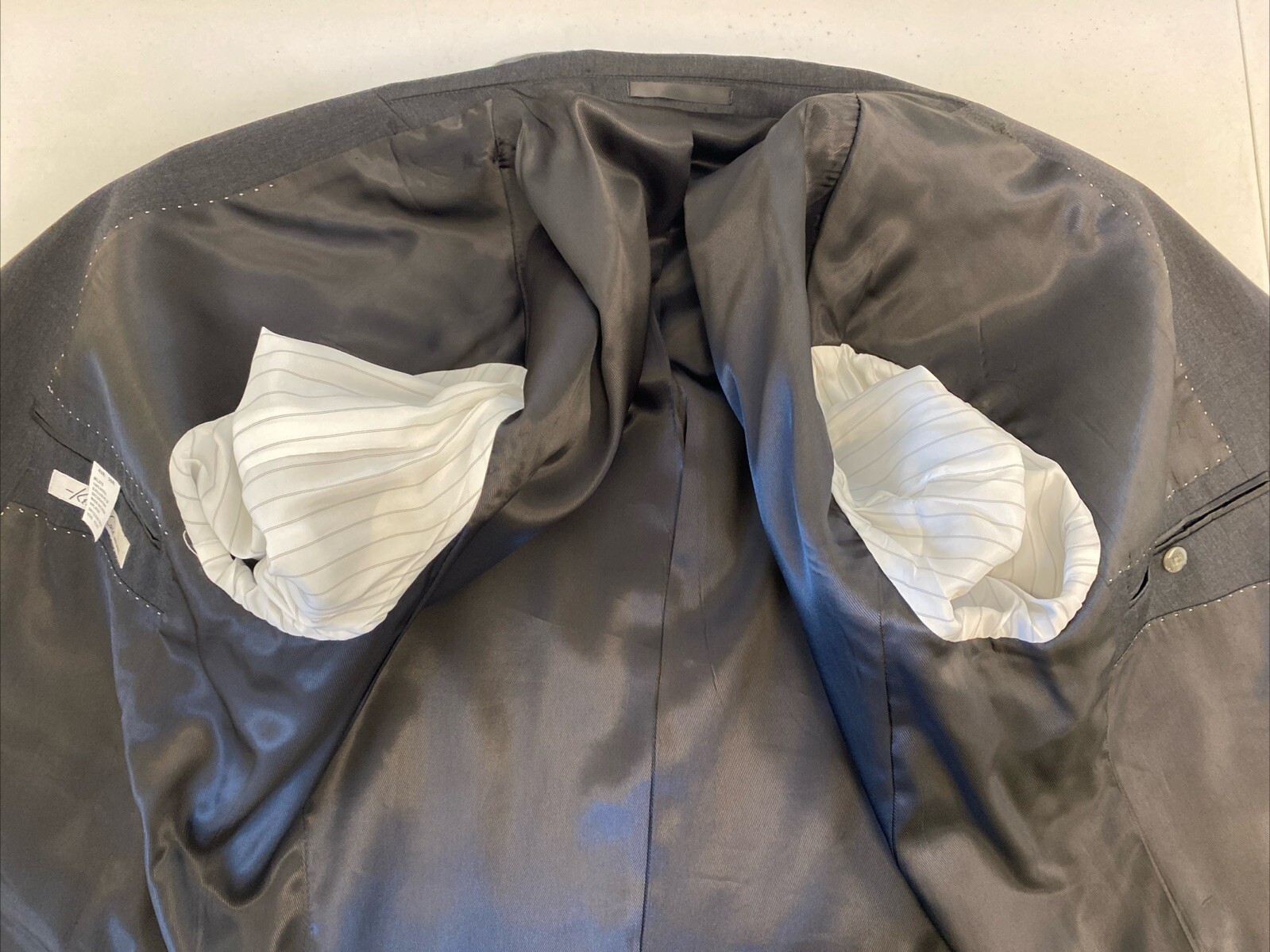 Kenneth Cole Men's Dark Gray Solid Wool Blazer 42… - image 6