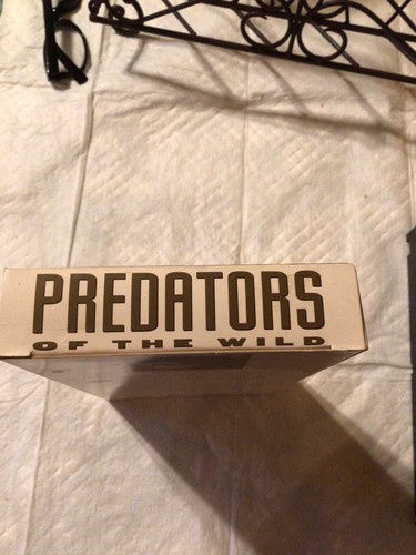 PREDATORS OF THE WILD-SNAKE-VHS - Picture 4 of 4