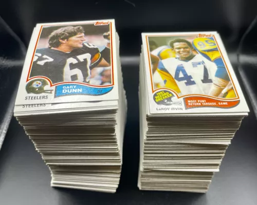 1982 Topps Football Cards 251-499 (EX-NM) - You Pick - Complete Your Set