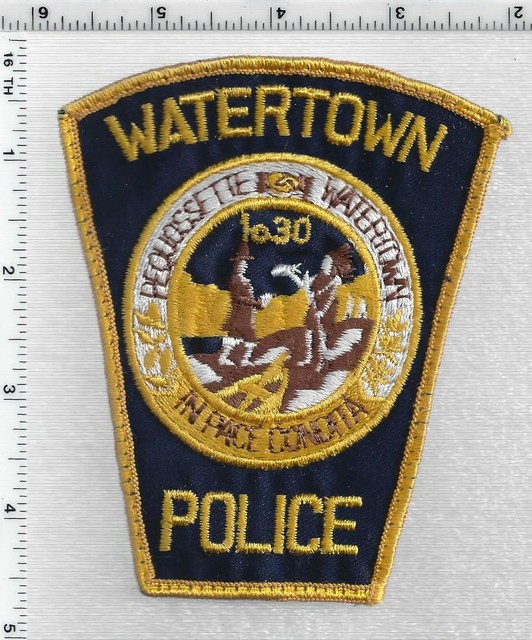 Watertown Police (Massachusetts) 1st Issue Uniform TakeOff Shoulder Patch eBay