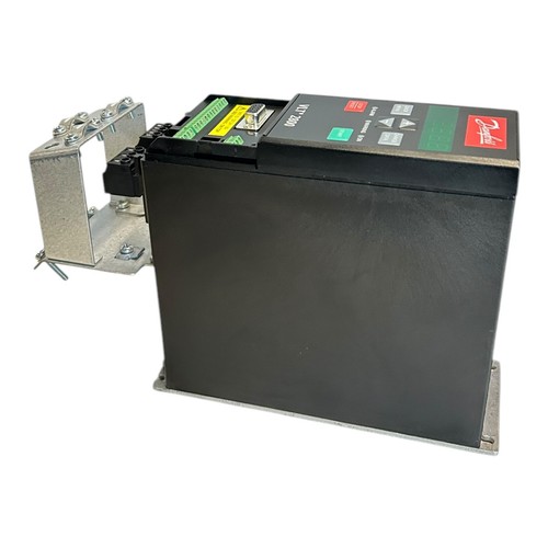 Danfoss VLT2803 178B1444 Frequenzumrichter VLT2803PS2B20STR1DBF12A00C0 Danfoss V - Picture 7 of 12