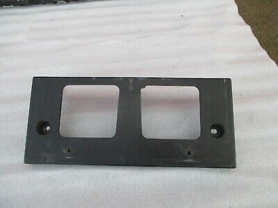 OE Replacement License Plate Bracket Nissan Altima 2013-2015 