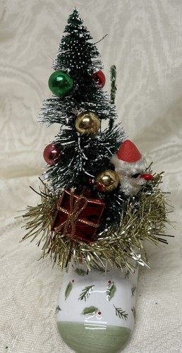 Retro Christmas Kitschy Boot Vintage Santa Assemblage Display Vintage Decor - Picture 6 of 9