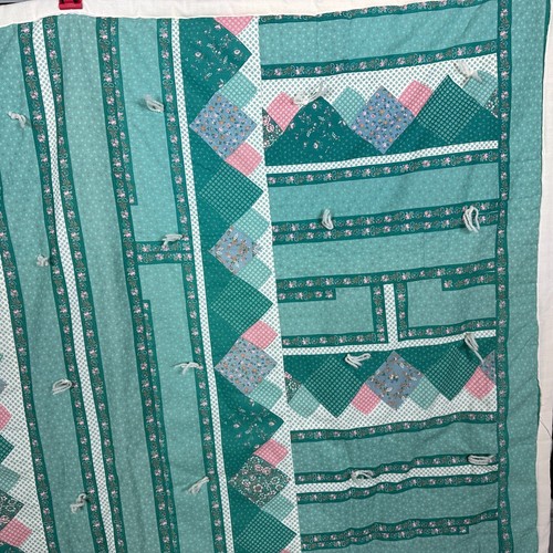 Vintage Farmhouse Lap Quilt Yarn Tied Blanket Pink Blue Shabby Chic Cottage 80s - Picture 4 of 9
