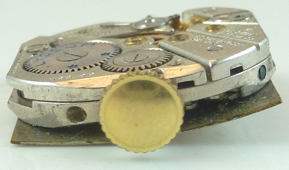 747590_4 747590_4