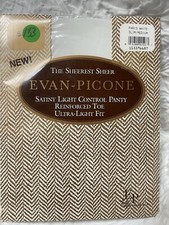 153 Evan Picone pantyhose Paris white slim/medium