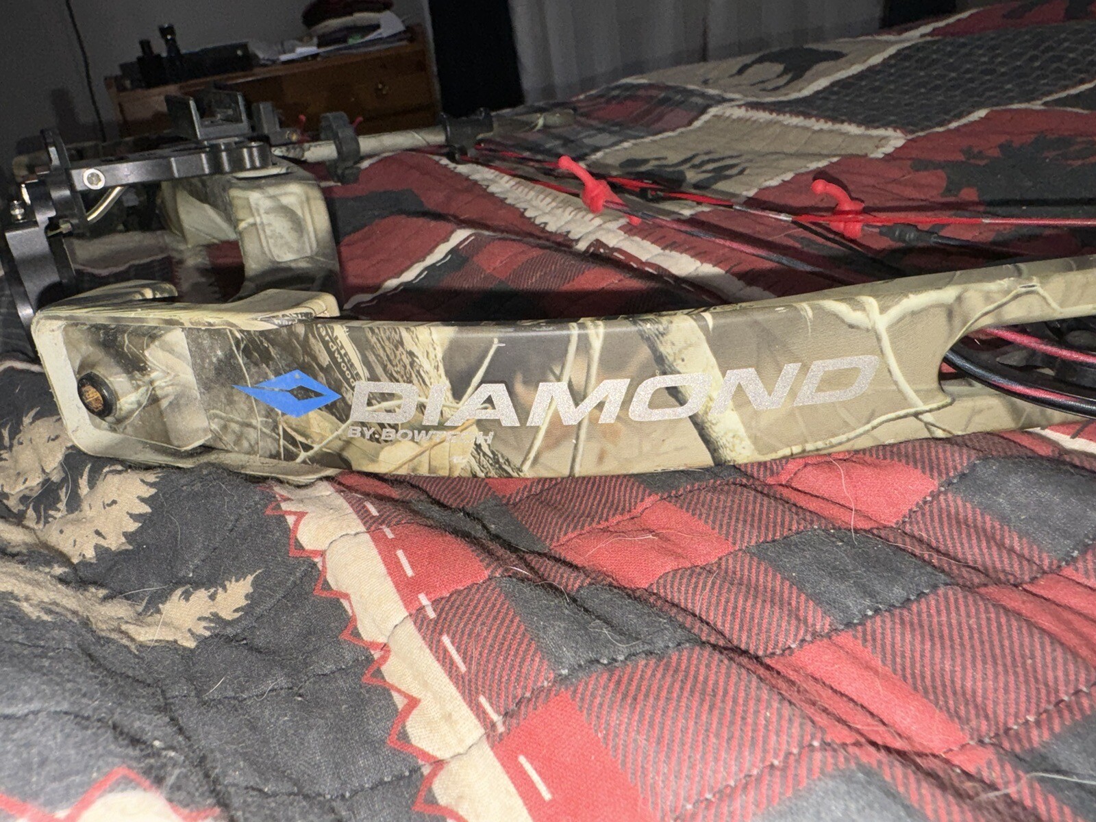 09 diamond razor edge compound bow Right Hand 60 Pounds eBay