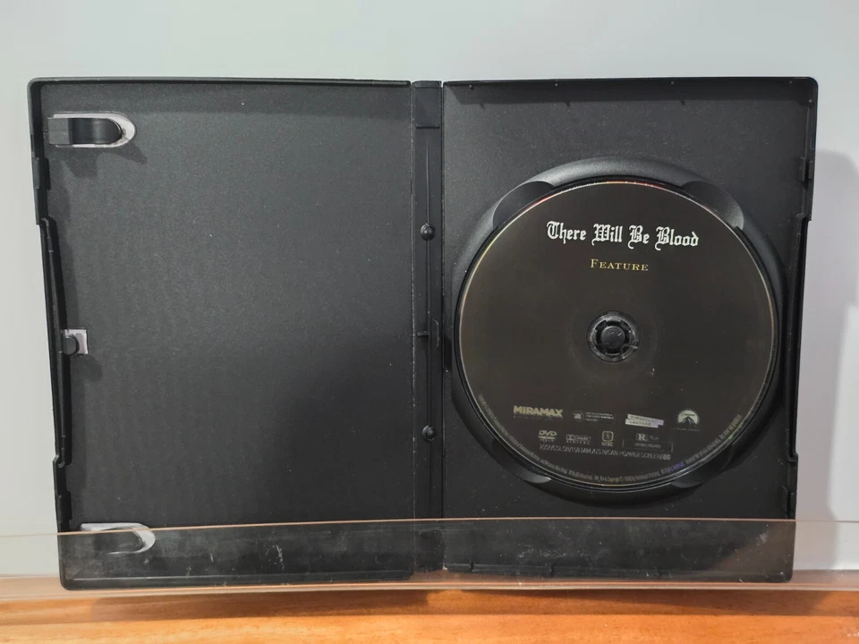 There Will Be Blood (DVD, 2008, Canadian) - Image 2 of 3