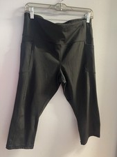 AVIA Womens high rise size Large cropped leggings with pockets