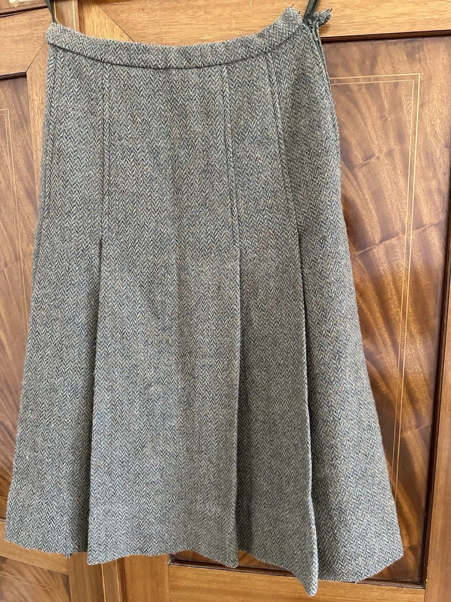 Disfraz vintage, Burberry, tweed irlandés, falda plisada, blazer, lana