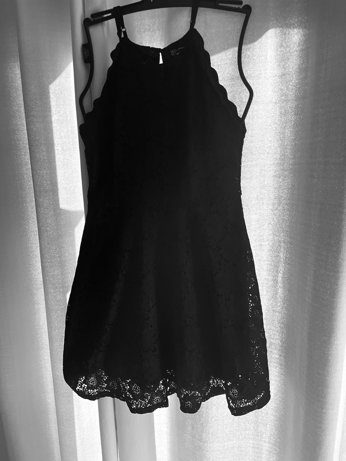 No Boundaries Black Floral Lace Fit & Flare Halter Short Dress Strappy M 7-9