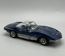 Franklin Mint 1965 Chevrolet Corvette Mako Shark Blue 1/24 Scale Diecast Model