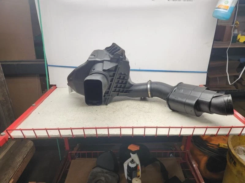 Air Cleaner Fits 12-16 BMW 528i 756612 - Image 3 of 3