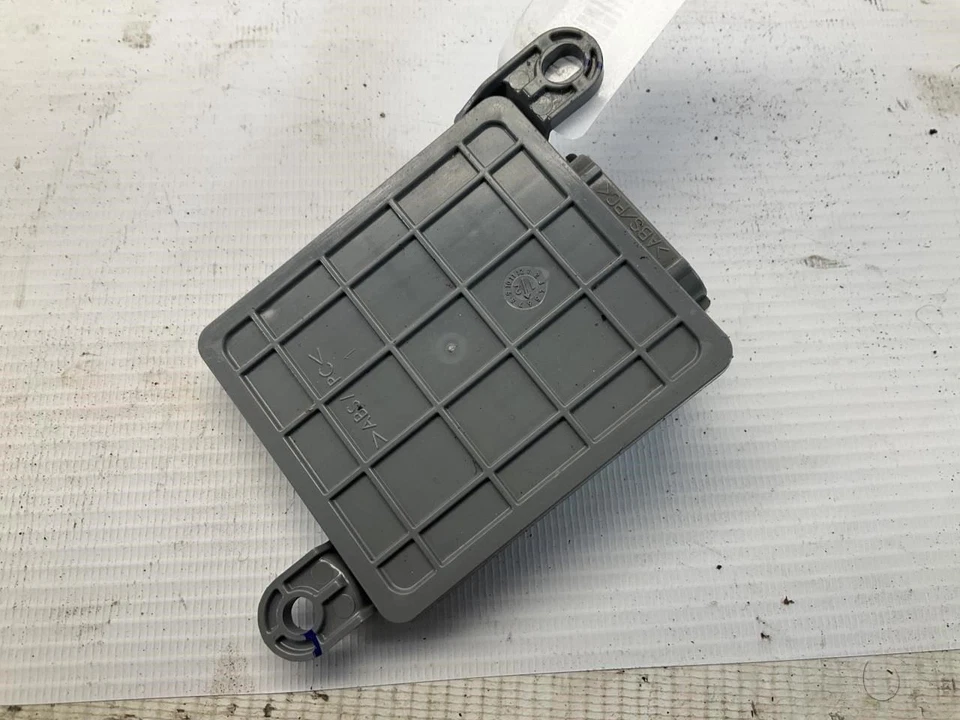 09-17 VW Volkswagen Tiguan Seat Occupant Detection Sensor Control Module P - Image 4 of 4