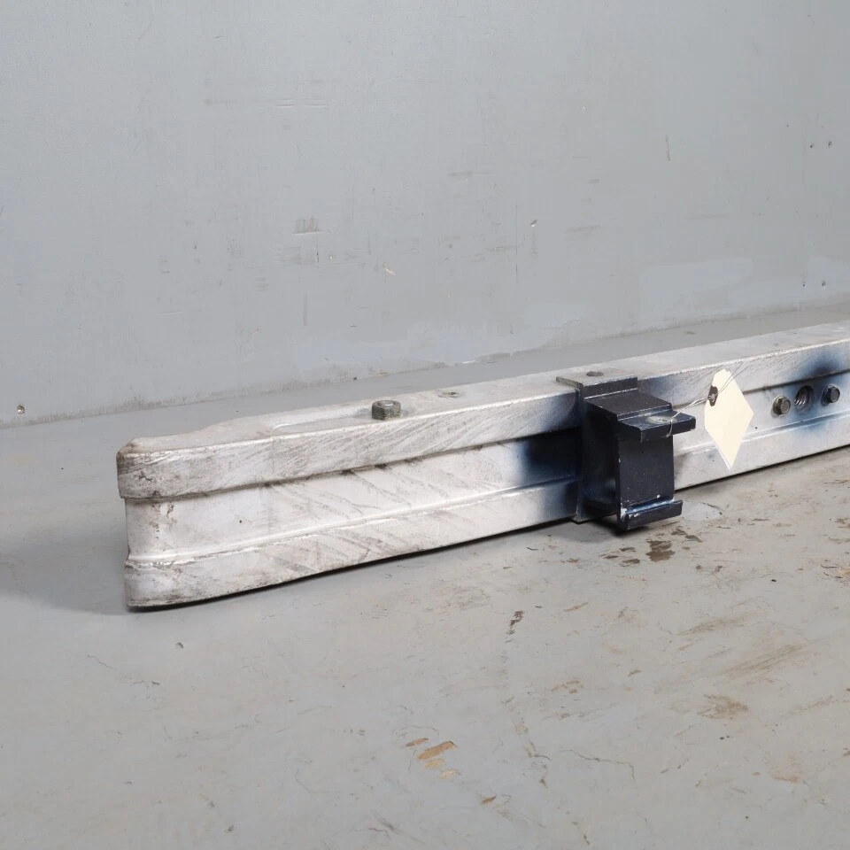 1997-2004 Porsche Boxster 986 Rear Bumper Reinforcement 98650502101 OEM Used - Imagem 2 de 4