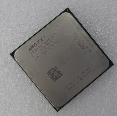 AMD FX-8320 Desktop Processor fx8320 Socket AM3+ FD8320FRW8KHK 125W 8 cores..