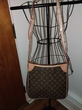 Louis Vuitton Monogram Crossbody NWT Bag with Dust Bag
