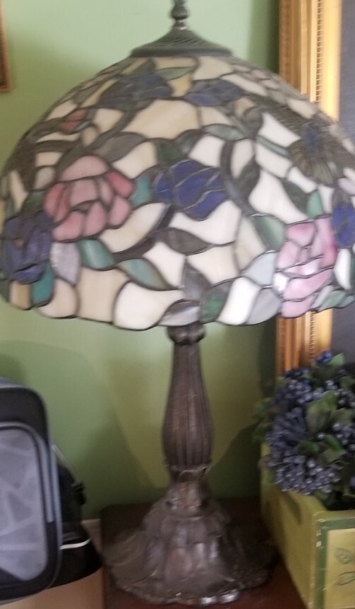 Table Lamp 27in Tiffany style Large Lamp Victorian Lovely Stained Glass Shade-image