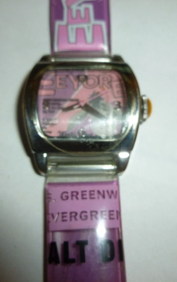 RARE Eeyore DISNEY SII SEIKO MU2060 SILICONE BAND WATCH - Image 2 of 4